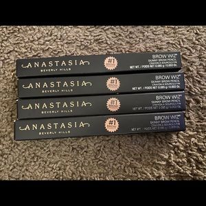 Anastasia Beverly Hills Brow Wiz
